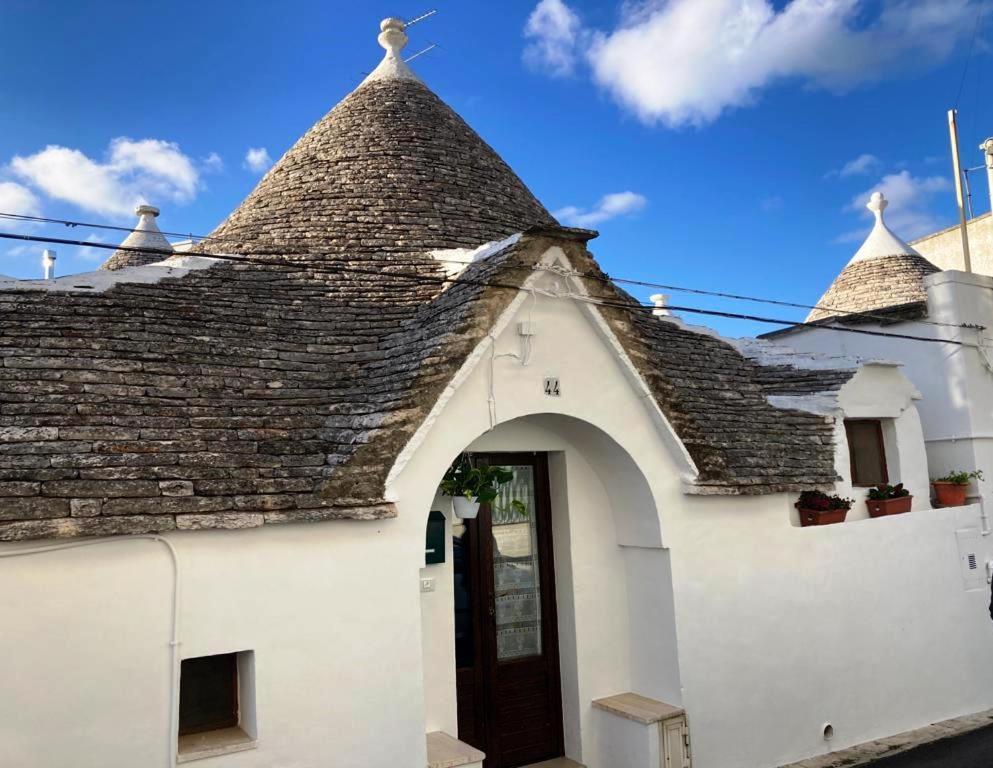 阿尔贝罗贝洛Trullo Il Nespolo公寓 外观 照片